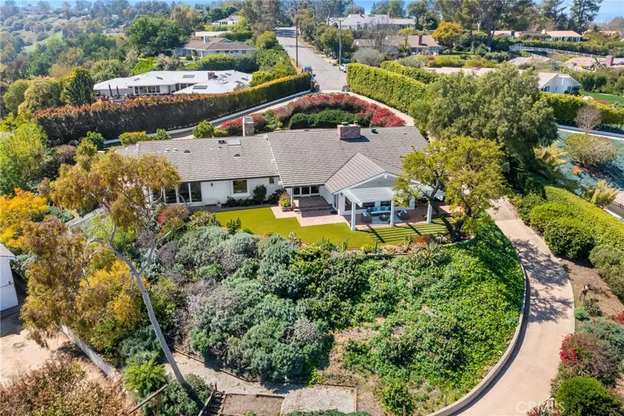 9 Maverick LN, Rolling Hills, CA 90274