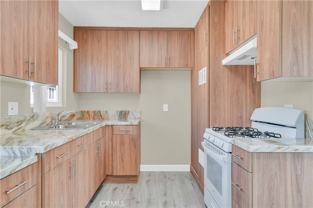 Torrance, CA 90504,3345 Artesia BLVD #4