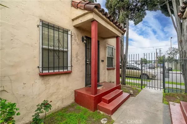 Los Angeles, CA 90065,2626 Idell ST