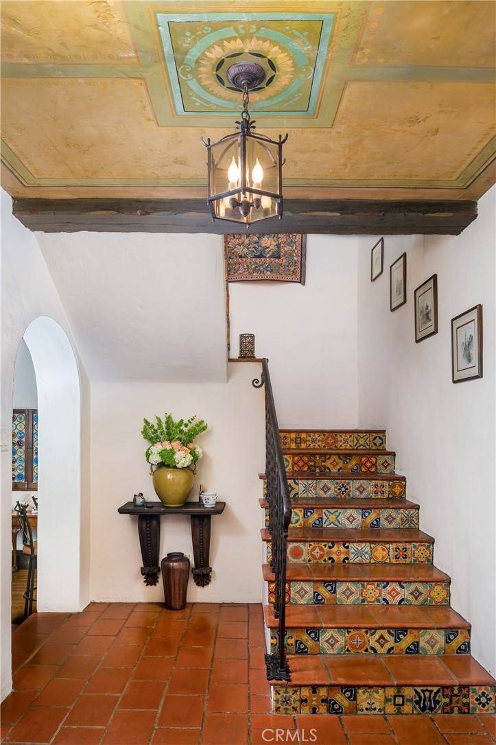 Redondo Beach, CA 90277,624 Calle Miramar