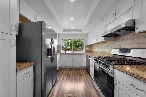 Rolling Hills Estates, CA 90274,31 Oaktree LN