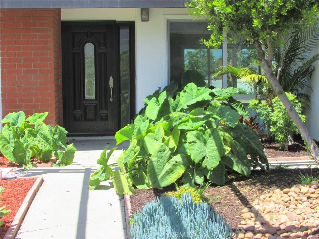 Rancho Palos Verdes, CA 90275,28011 Indian Rock DR