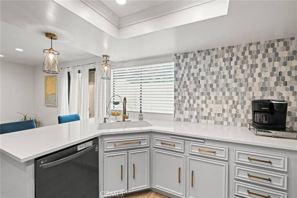 Palos Verdes Estates, CA 90274,2306 Palos Verdes DR W #103