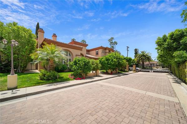 Encino, CA 91436,15850 Seville LN