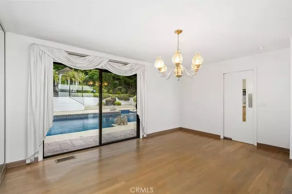 Palos Verdes Estates, CA 90274,953 Via Del Monte