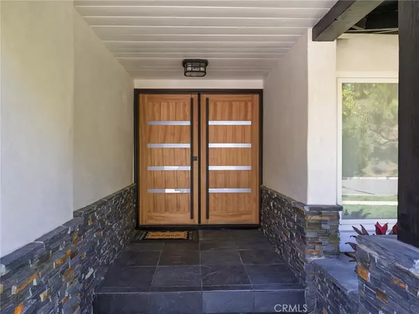 Rancho Palos Verdes, CA 90275,3504 Hightide DR