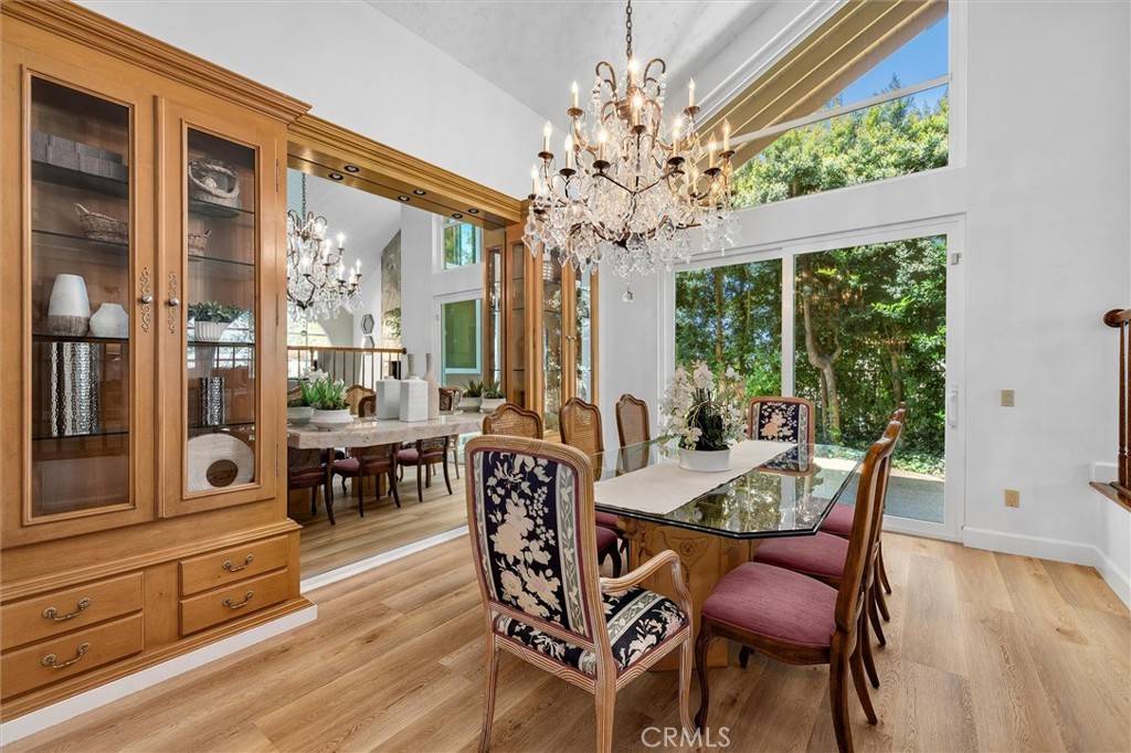 Rolling Hills Estates, CA 90274,23 Quarterhorse LN