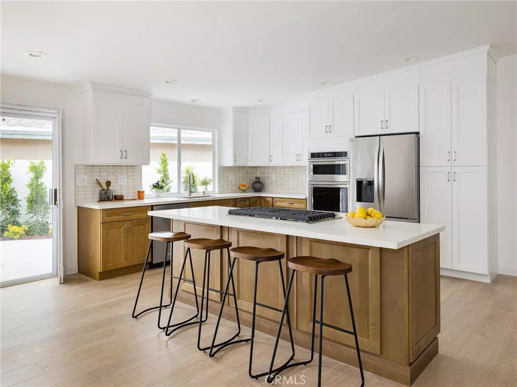 Rancho Palos Verdes, CA 90275,4918 Delacroix RD