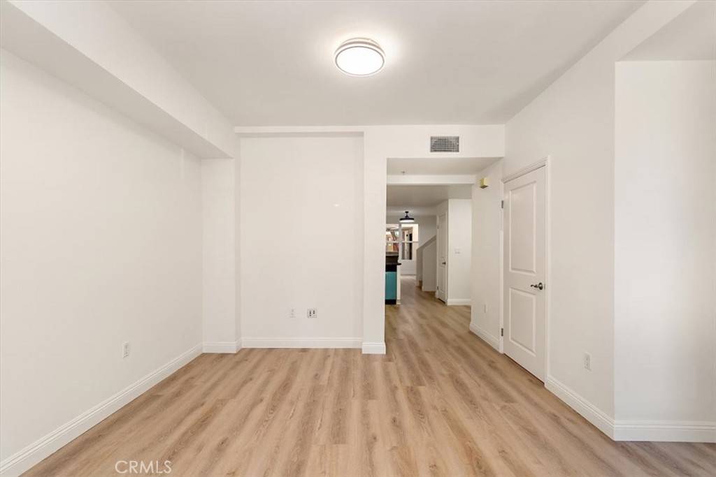 Alhambra, CA 91801,89 E Commonwealth AVE #1I