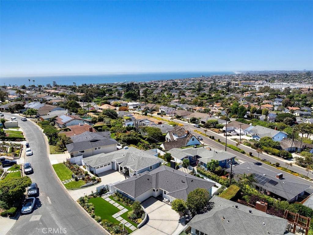 237 Via Los Miradores, Redondo Beach, CA 90277