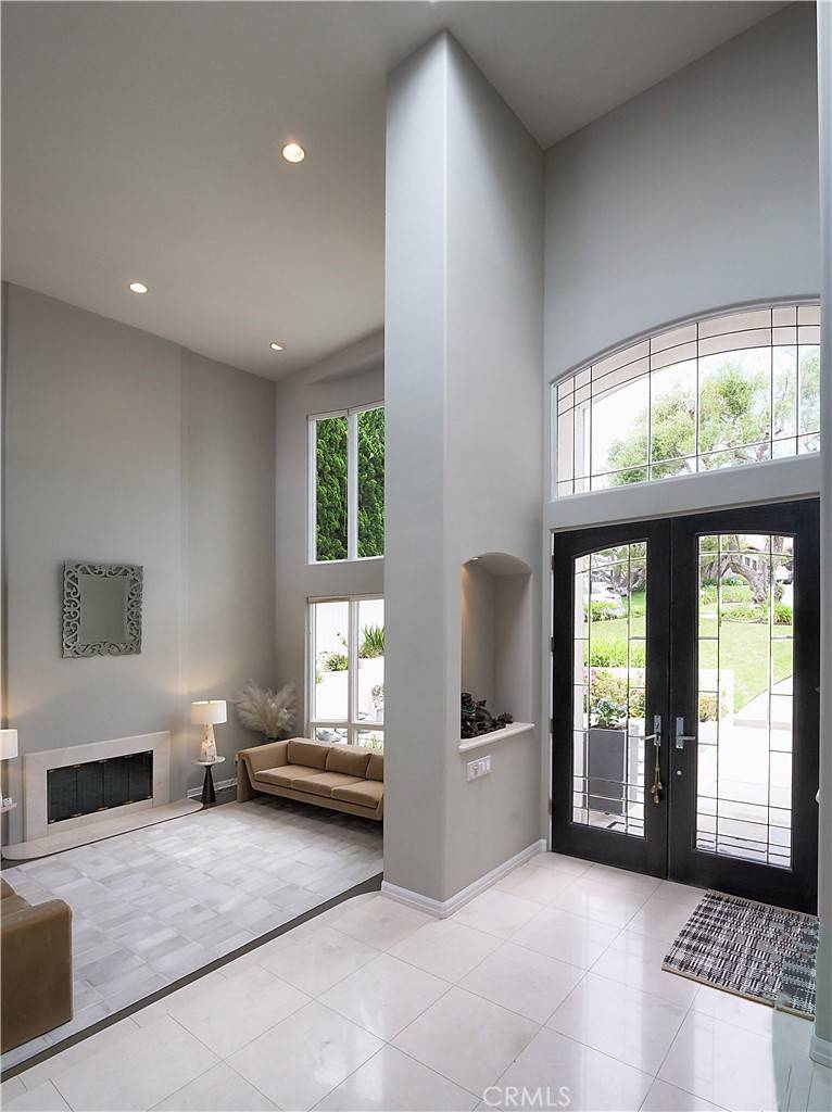 Palos Verdes Estates, CA 90274,2637 Via Olivera