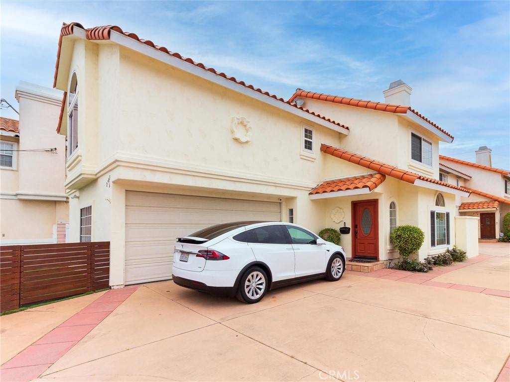 Redondo Beach, CA 90278,2703 Huntington LN #A