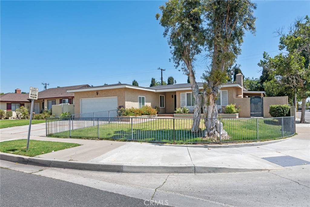 Santa Ana, CA 92705,1702 Albion AVE