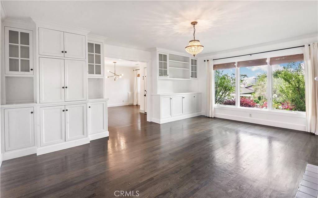 Palos Verdes Estates, CA 90274,2124 Via Rivera
