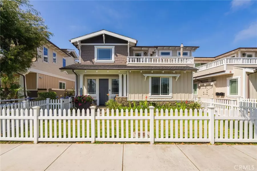 806 N. Irena Ave #A, Redondo Beach, CA 90277