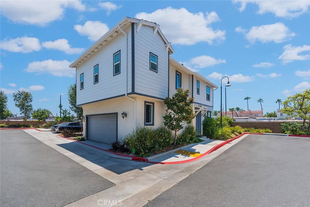 Harbor City, CA 90710,24603 Westwind Place