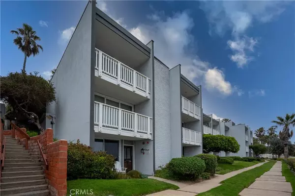 Redondo Beach, CA 90277,670 The Village