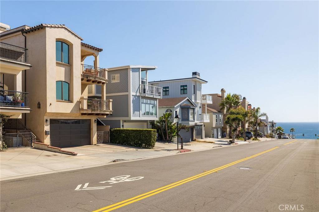 424 Marine AVE, Manhattan Beach, CA 90266