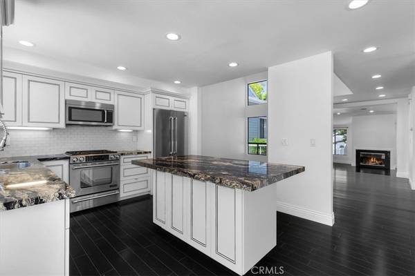 San Pedro, CA 90732,1150 W Capitol DR #90
