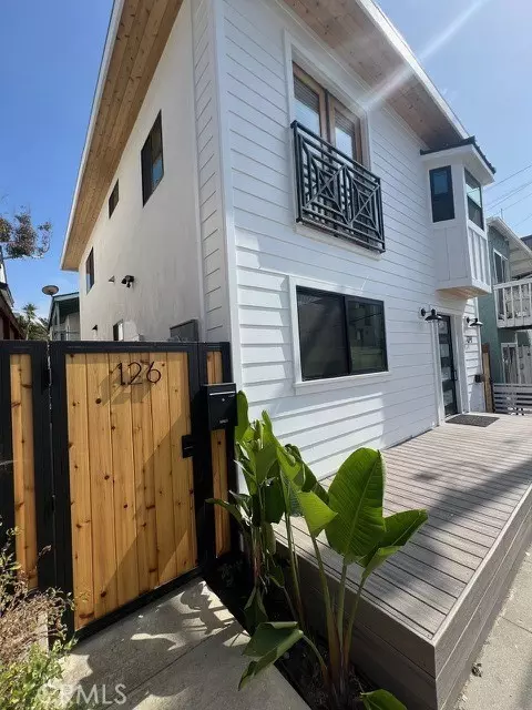 124 Lyndon ST #126, Hermosa Beach, CA 90254