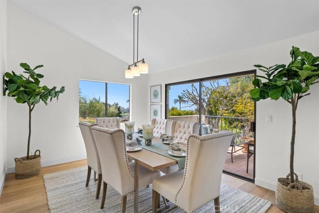 Palos Verdes Estates, CA 90274,1716 Via Zurita