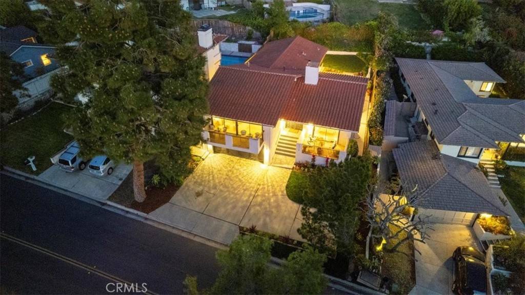 Palos Verdes Estates, CA 90274,1716 Via Zurita