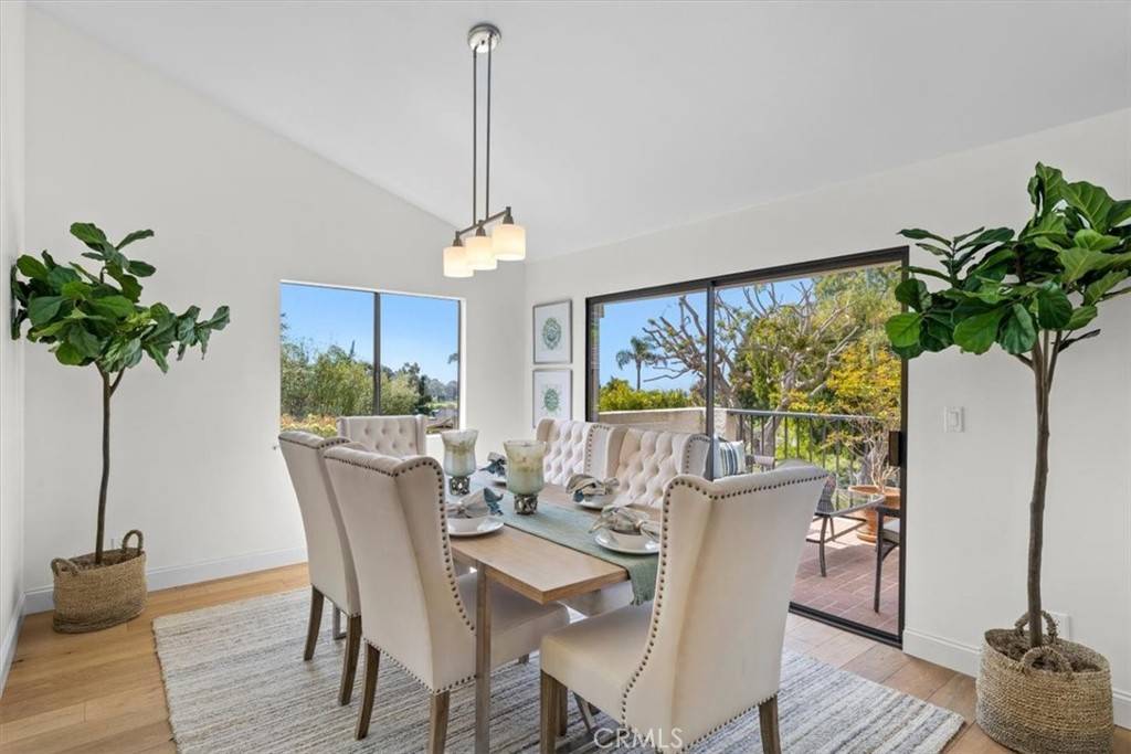 Palos Verdes Estates, CA 90274,1716 Via Zurita