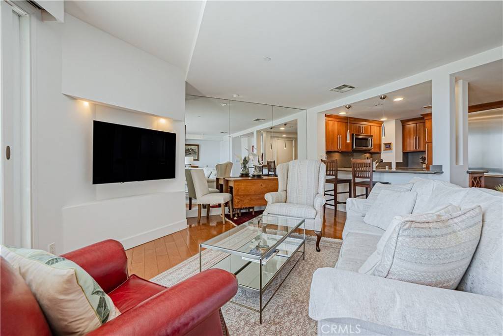 Long Beach, CA 90802,850 E Ocean BLVD #210