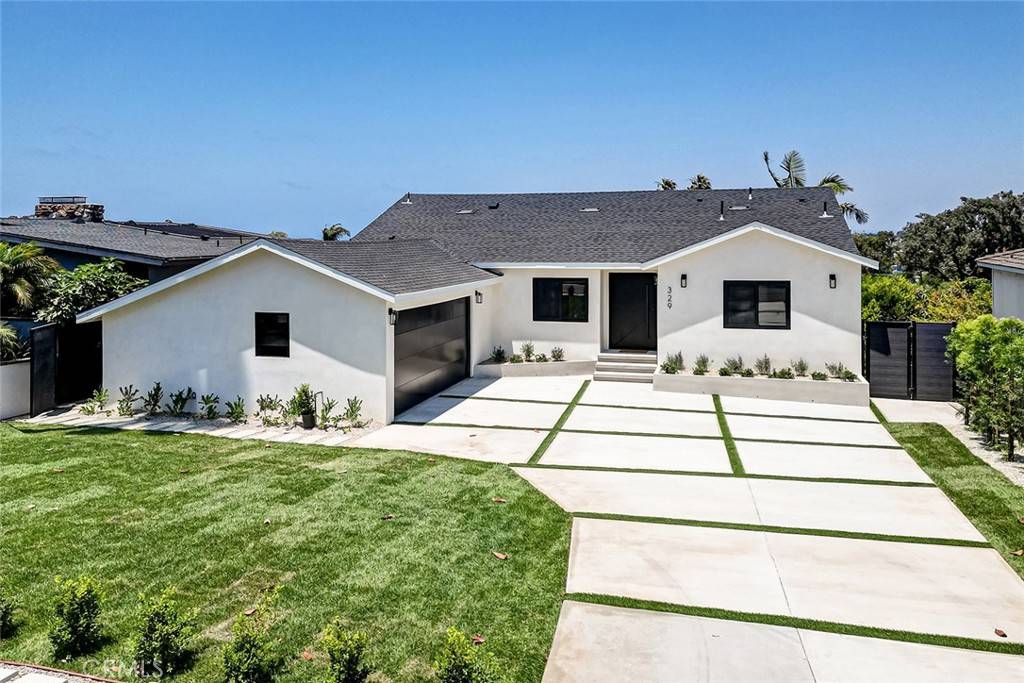 Redondo Beach, CA 90277,329 Calle Mayor