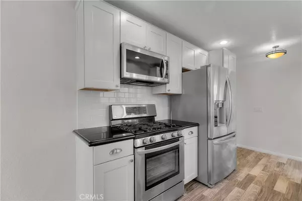 Long Beach, CA 90803,211 La Verne AVE