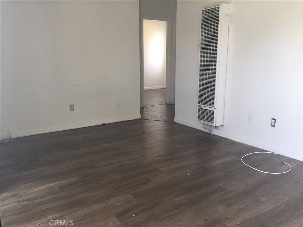 Long Beach, CA 90805,150 E 57th ST #3