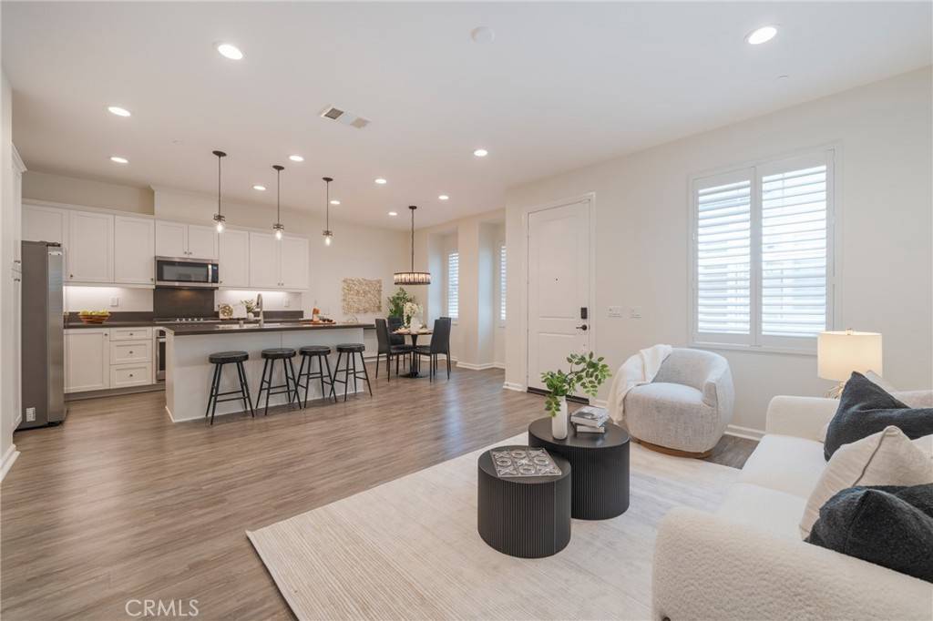 18 Jaripol CIR, Rancho Mission Viejo, CA 92694
