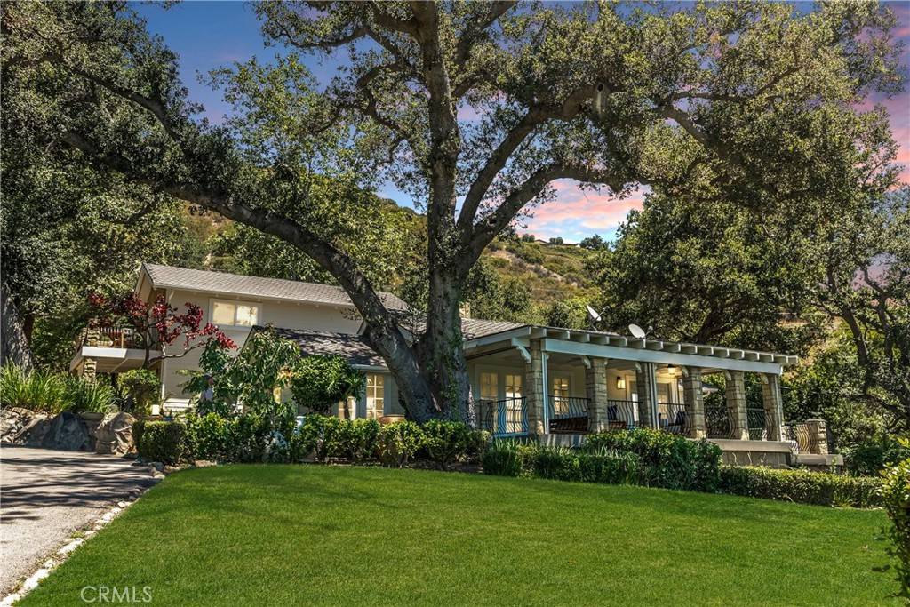 2289 Hermitage RD, Ojai, CA 93023