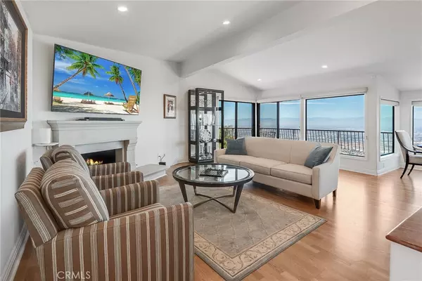 Rancho Palos Verdes, CA 90275,3300 Crownview DR