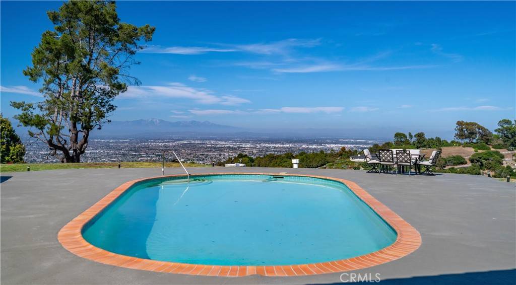 Rolling Hills, CA 90274,13 Buggy Whip DR
