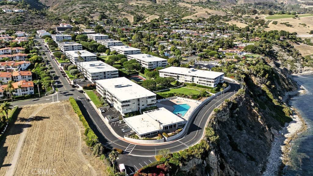 Rancho Palos Verdes, CA 90275,32735 Seagate DR #301