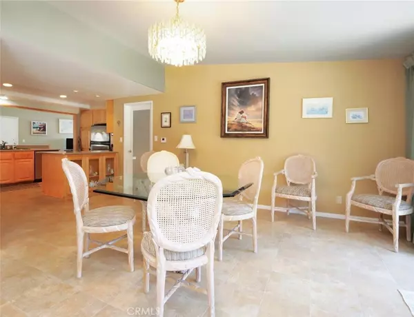 Rancho Palos Verdes, CA 90275,27056 Shorewood RD