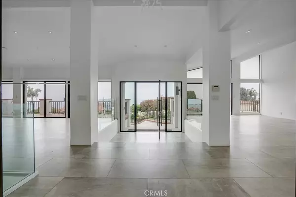 Palos Verdes Estates, CA 90274,1424 Via Zumaya