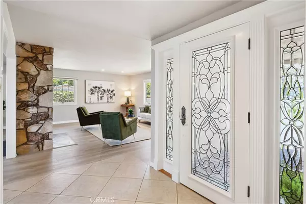Rancho Palos Verdes, CA 90275,3316 Narino DR