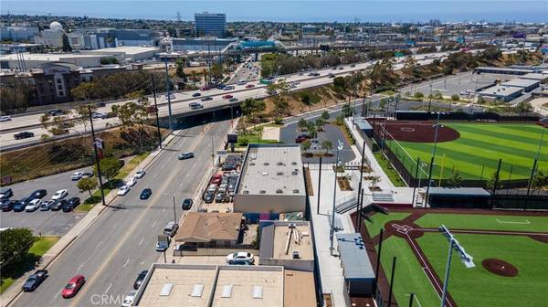 Lawndale, CA 90260,4947 Marine AVE