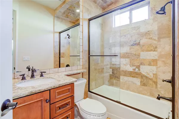 Redondo Beach, CA 90277,612 N Juanita AVE #B