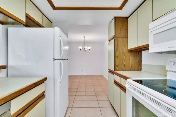 Los Angeles, CA 90066,5000 S Centinela AVE #244