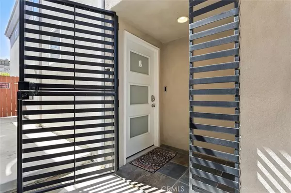 San Pedro, CA 90731,2613 S Kerckhoff AVE