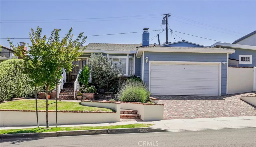 2715 Grand Summit Rd, Torrance, CA 90505