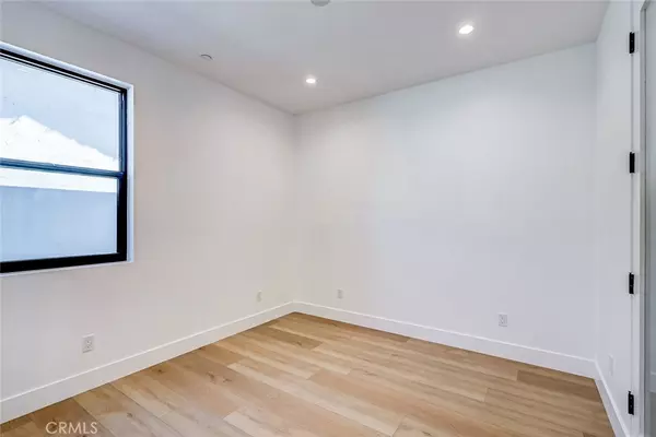 Redondo Beach, CA 90278,2604 Grant AVE #B