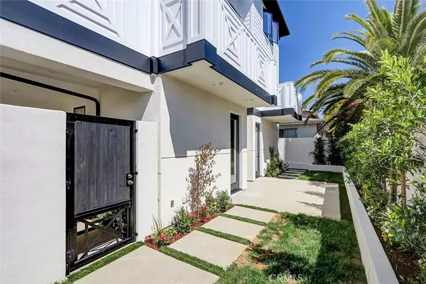 Redondo Beach, CA 90278,2604 Grant AVE #C
