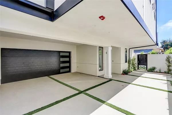 Redondo Beach, CA 90278,2604 Grant AVE #C