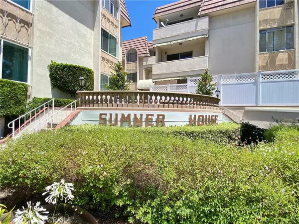 5625 Sumner WAY #212, Culver City, CA 90230