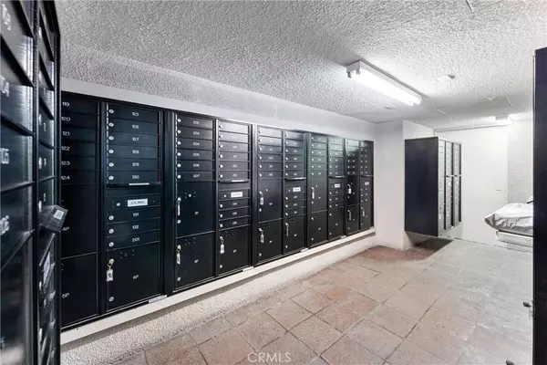 Long Beach, CA 90802,555 Maine AVE #420