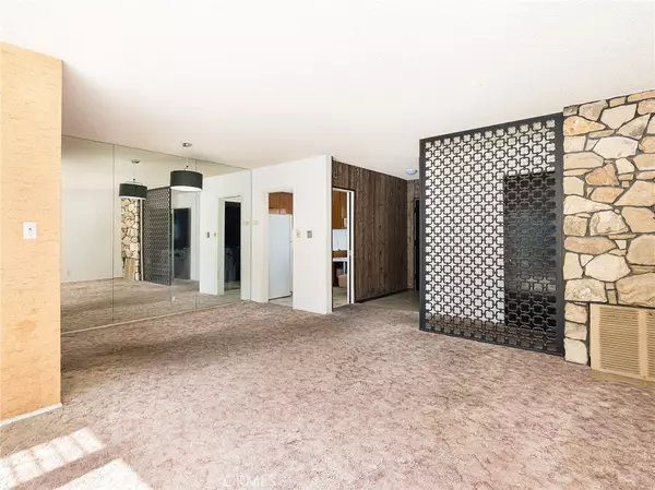 Torrance, CA 90505,2642 Loftyview